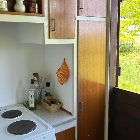 Retro With Field Views Near *